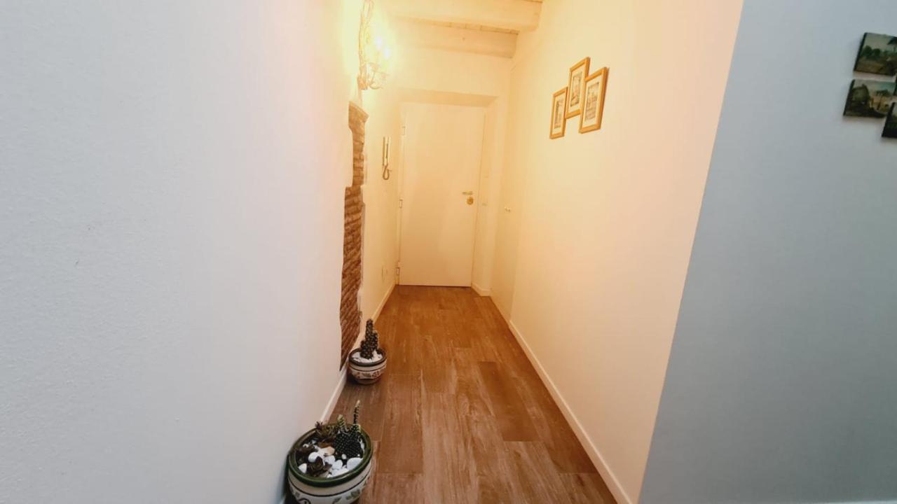 Apartment Trastevere Rome's Heart Charming & Cozy 2