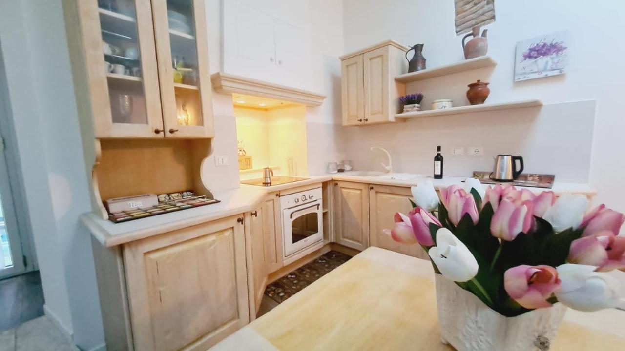 Trastevere Rome's Heart Charming & Cozy 2 Apartment