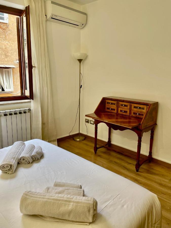 Lovely In Via Della Scala, Trastevere Appartement