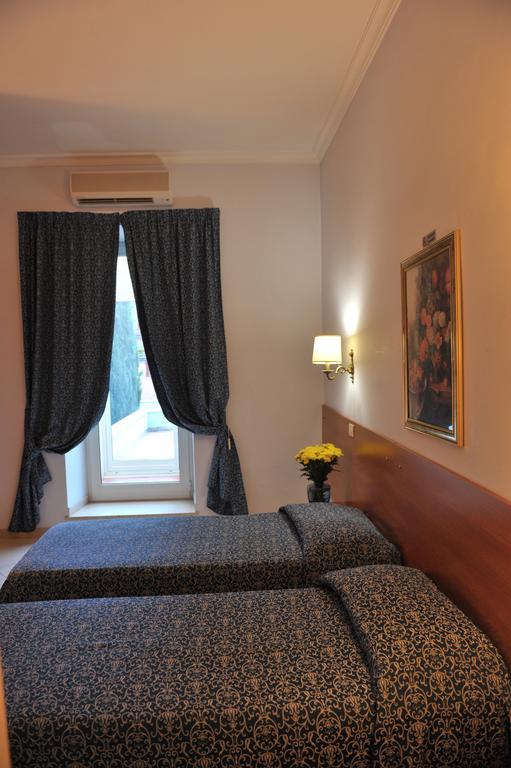 Lodi Aparthotel Rome