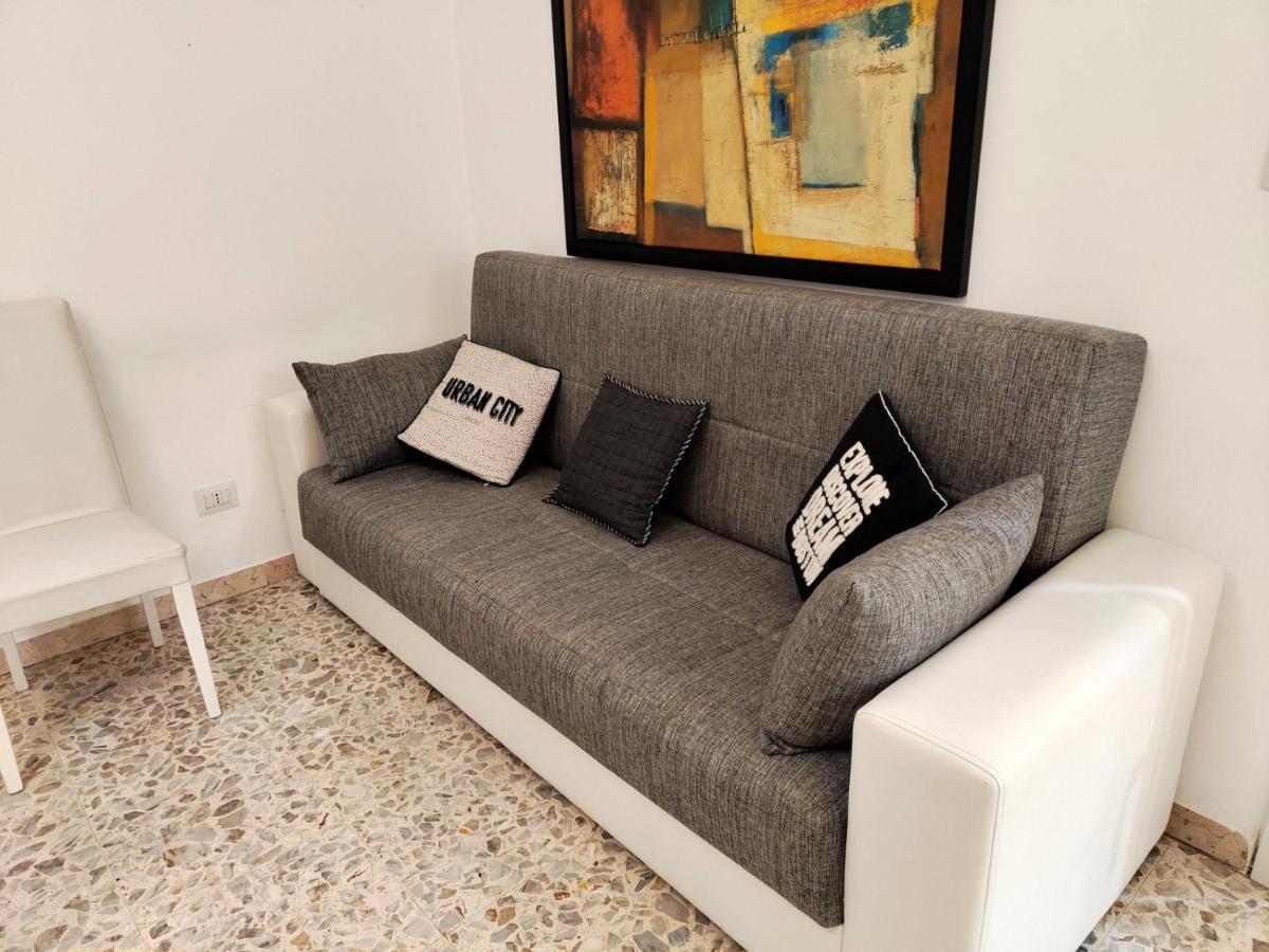 Sergio Tourist Rental Close Tiburtina Station Guest house