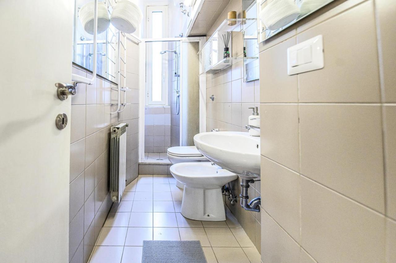 Apartment La Lungara Trastevere Rome