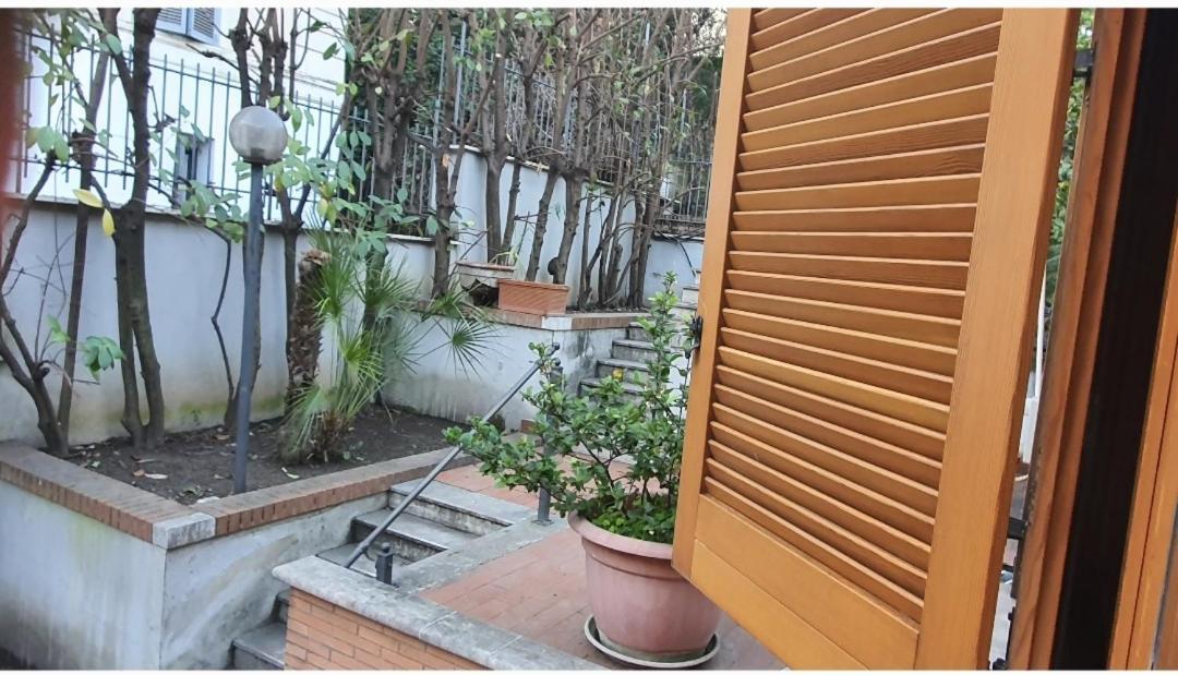 Impero Vaticano San Pietro Bed & Breakfast 2*