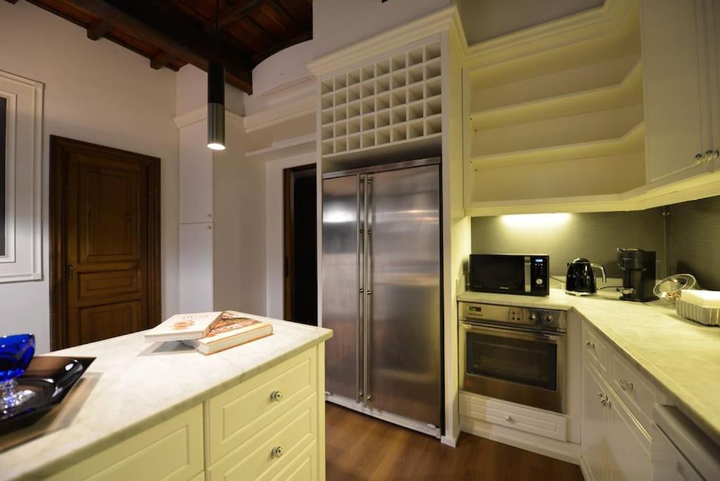 The Frattina - Luxury Serviced Apartment
