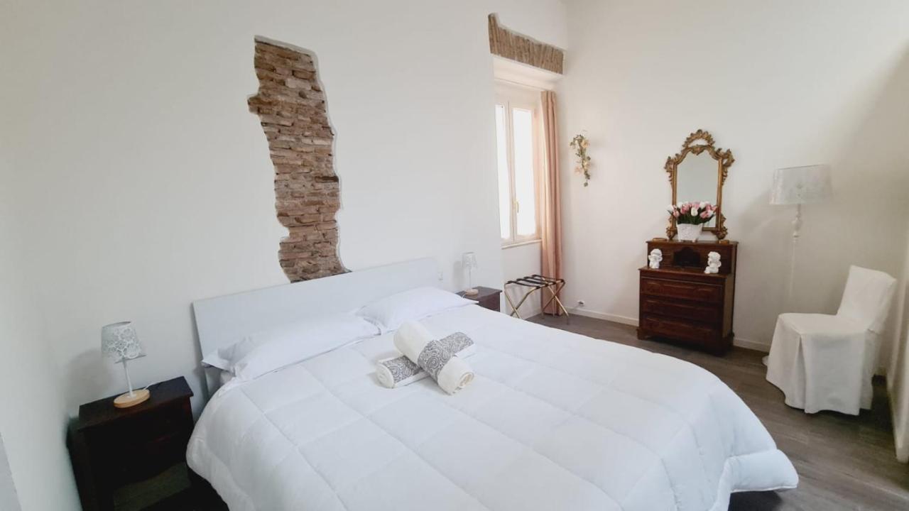 Apartment Trastevere Rome's Heart Charming & Cozy 2 Rome