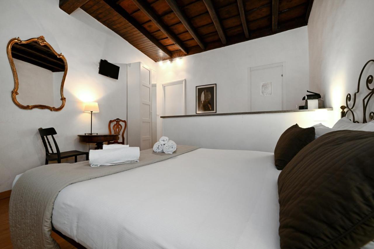 Gasthuis Residenze Romanae - Sangallo *