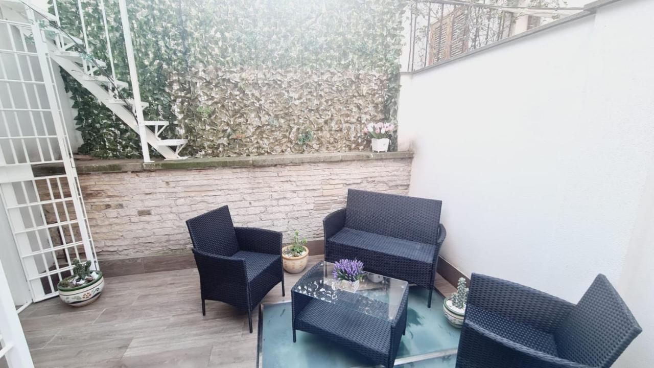 Apartment Trastevere Rome's Heart Charming & Cozy 2 Rome