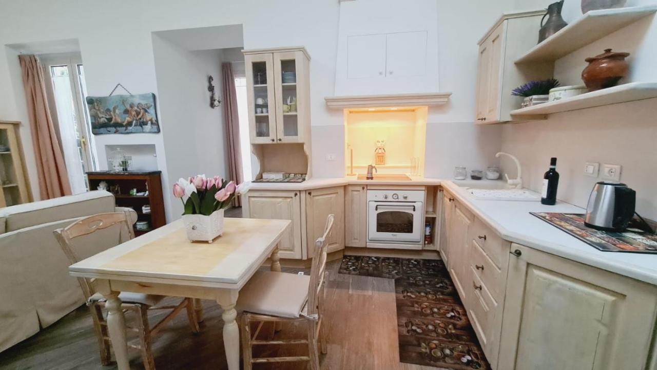 Trastevere Rome's Heart Charming & Cozy 2 Apartment Rome