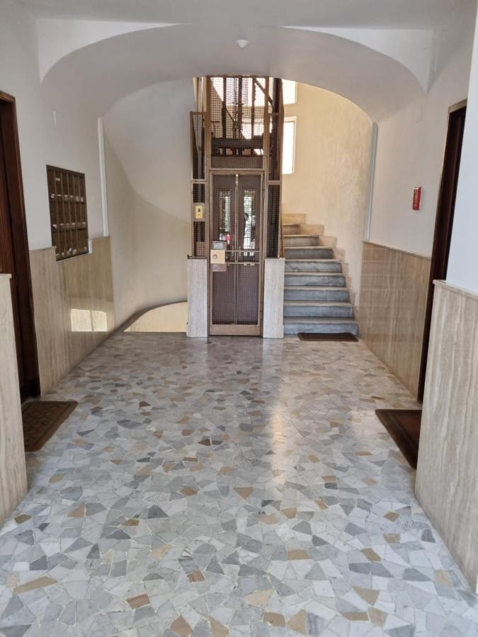 Lapo's Apartment's Appartement *