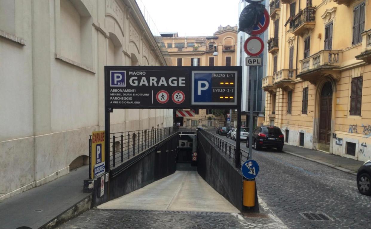 La Breccia A Porta Pia Couette-café