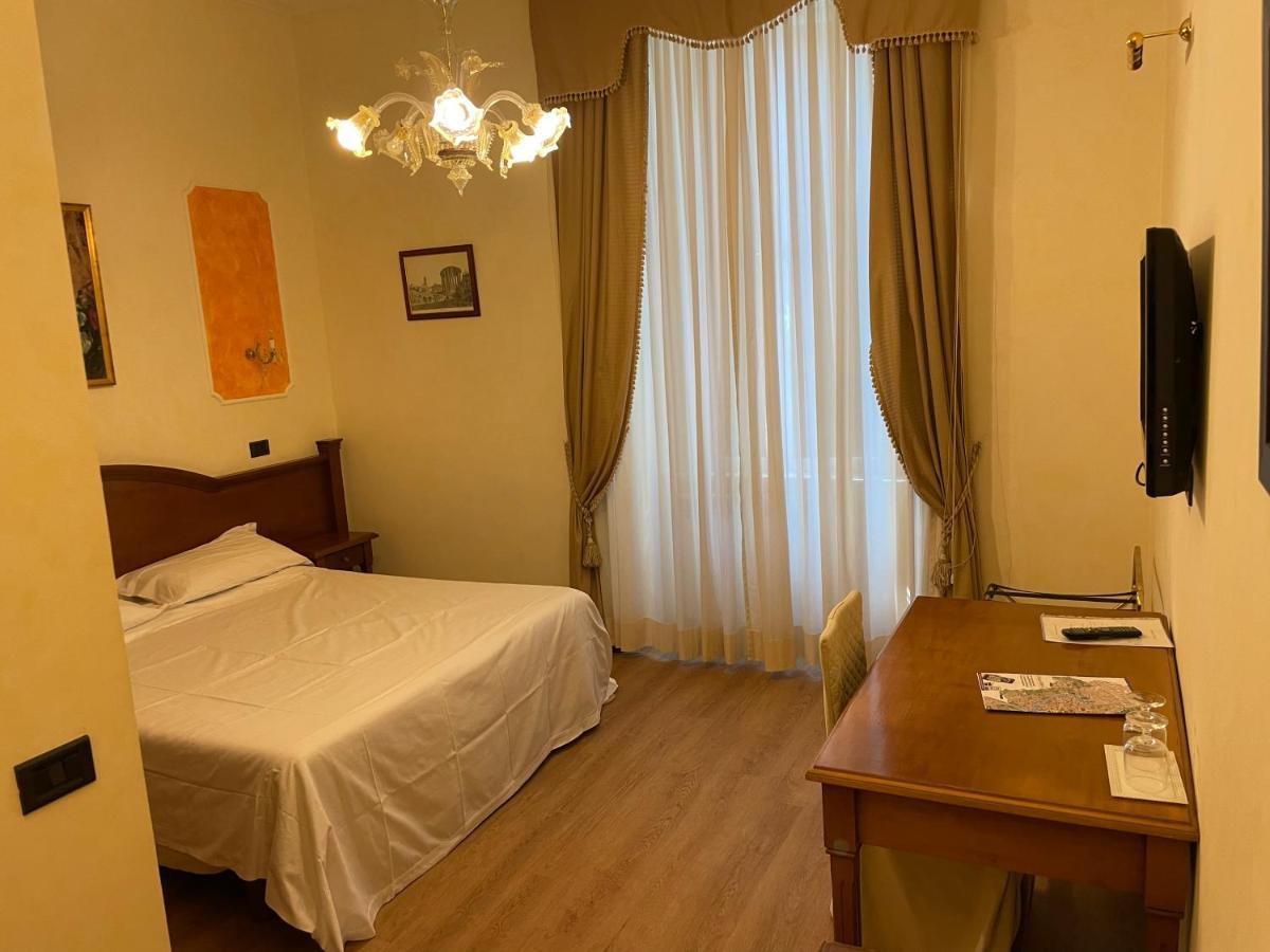 Le Petit Real 2* Rome
