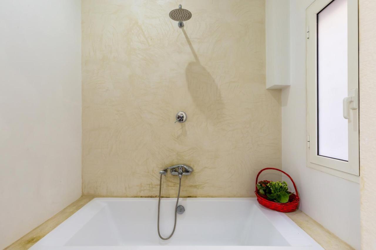 Assisi Style Flat Trastevere Rome