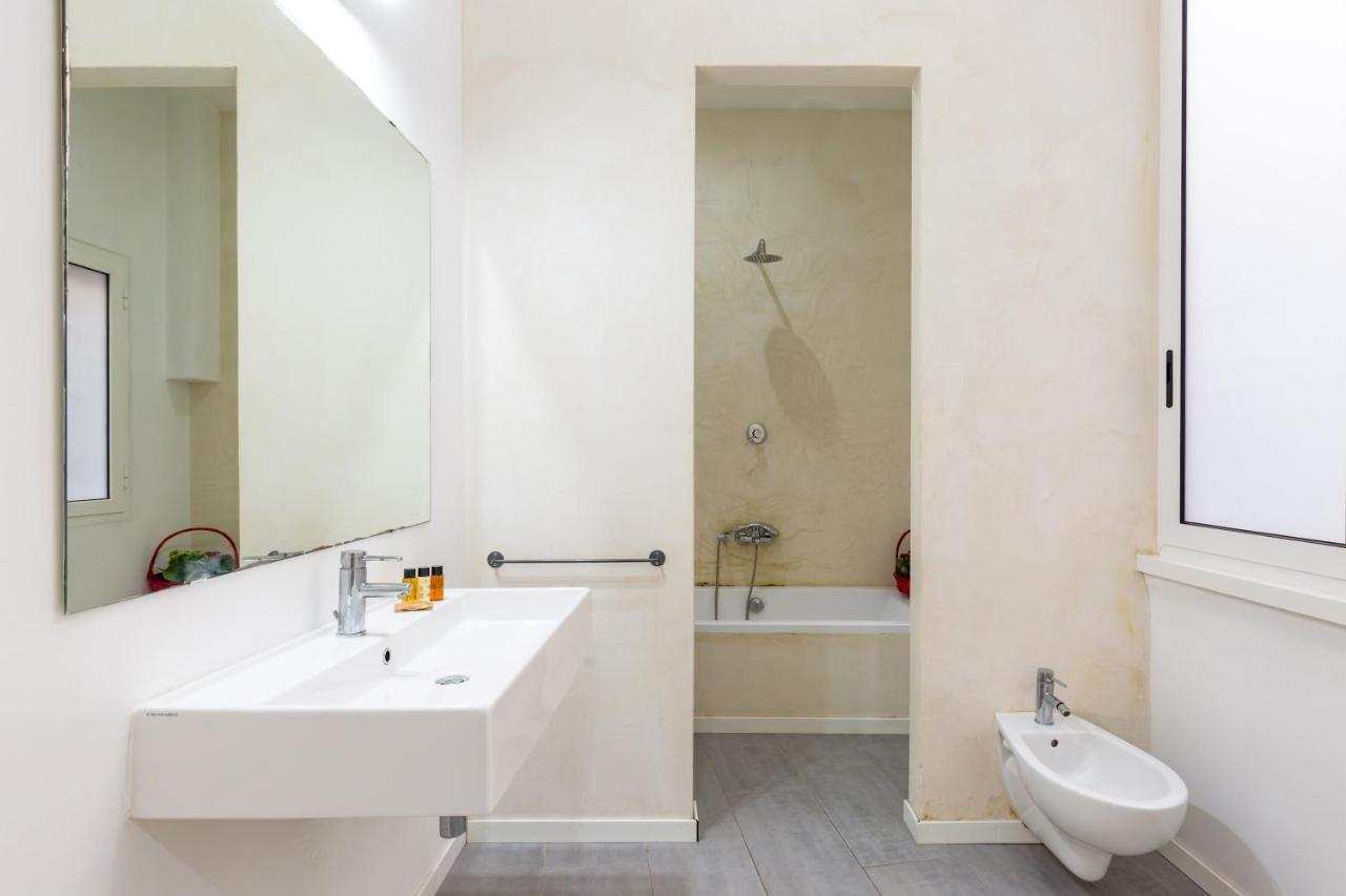 Assisi Style Flat Trastevere Roma