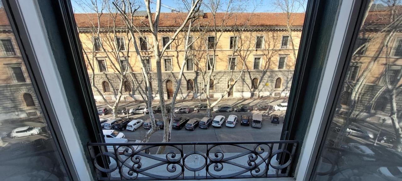 Pantofola Del Papa Luxury At Vatican Appartement