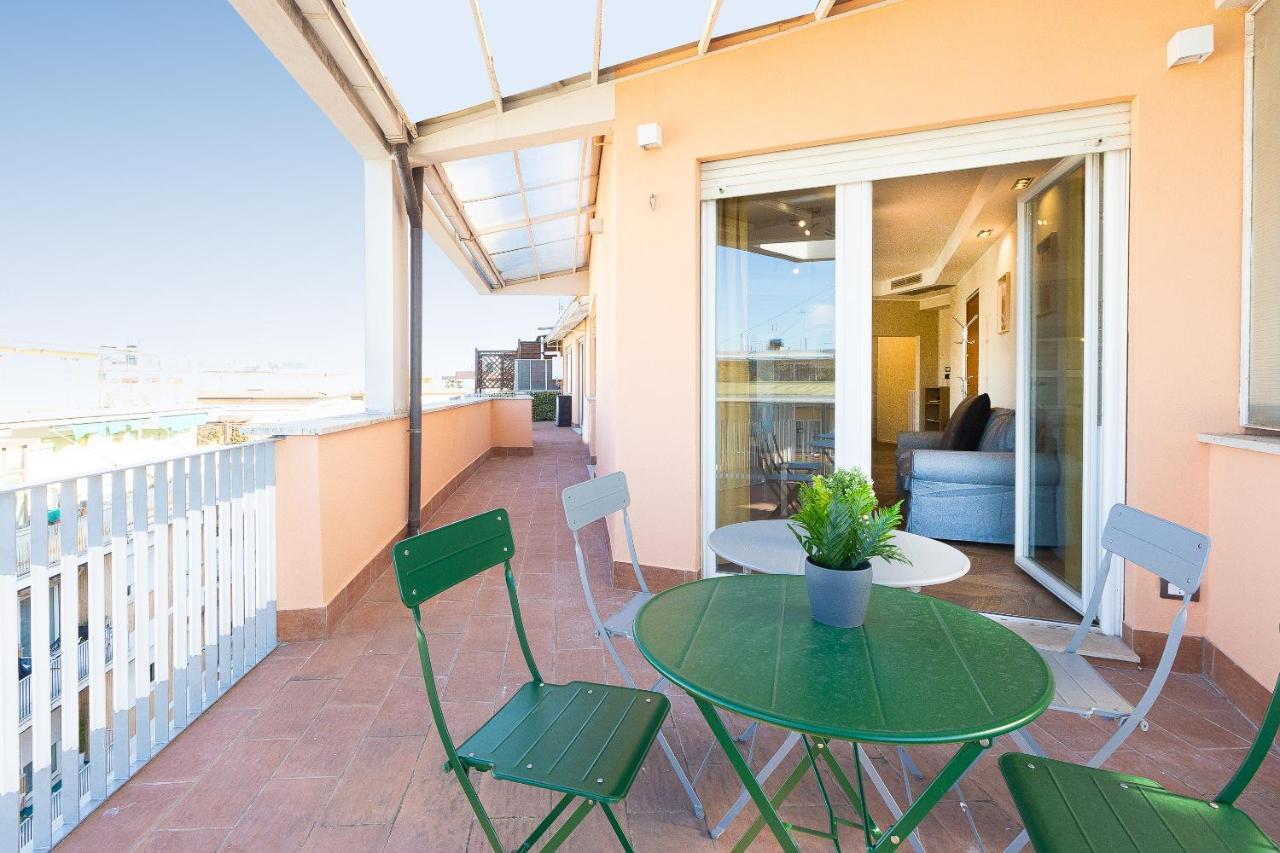 Aurelia Sunset Penthouse By In Appartement