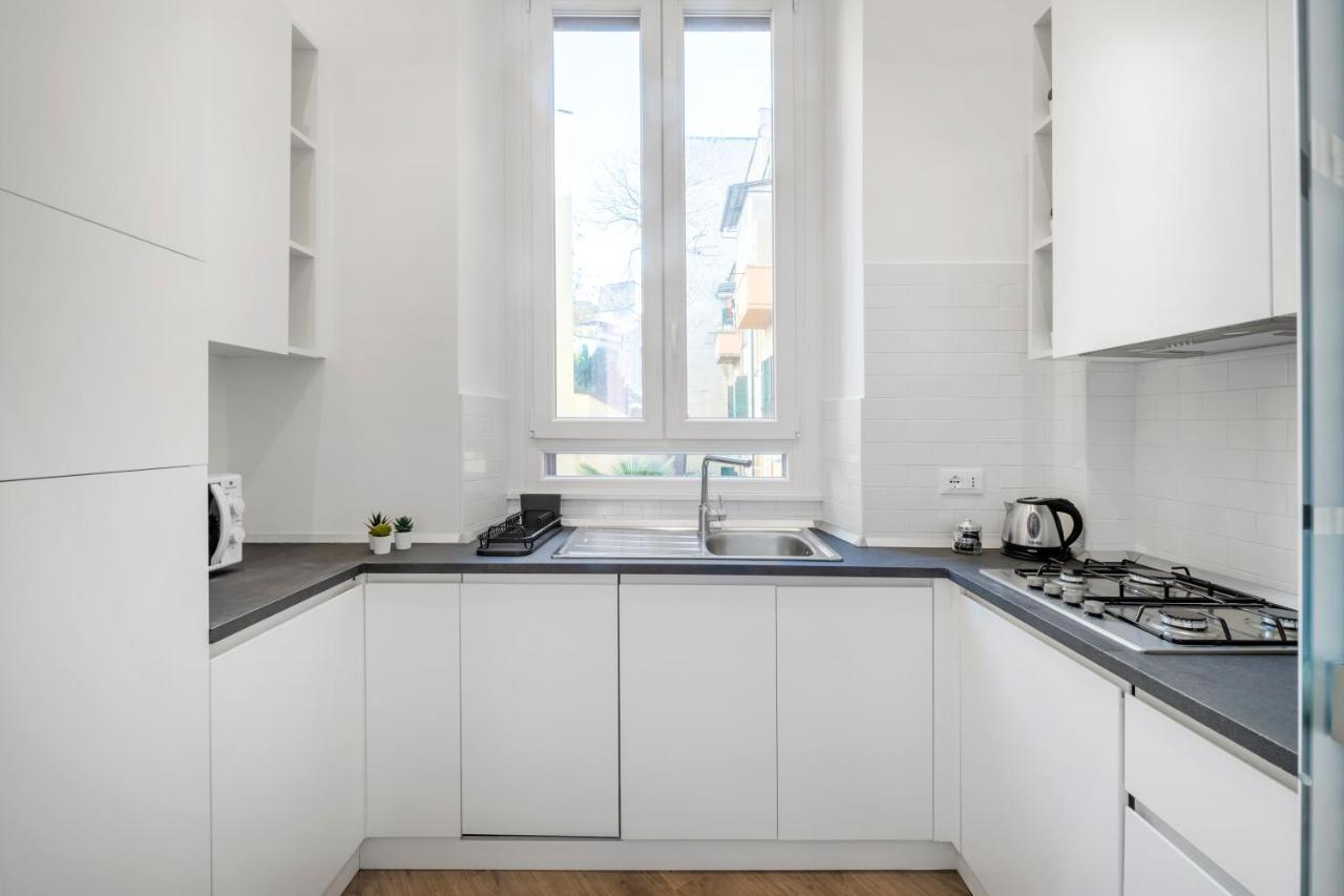 Appartement White Flat Cross *