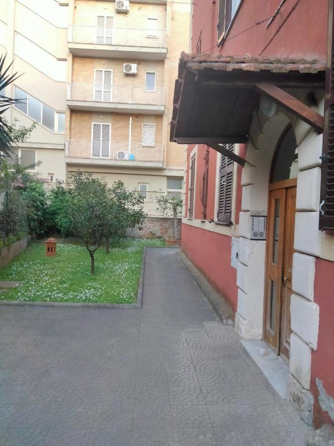 House Appartament Near San Pietro