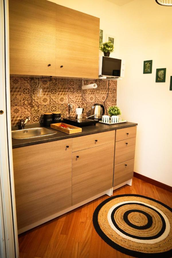 Tropical House60 * Rome
