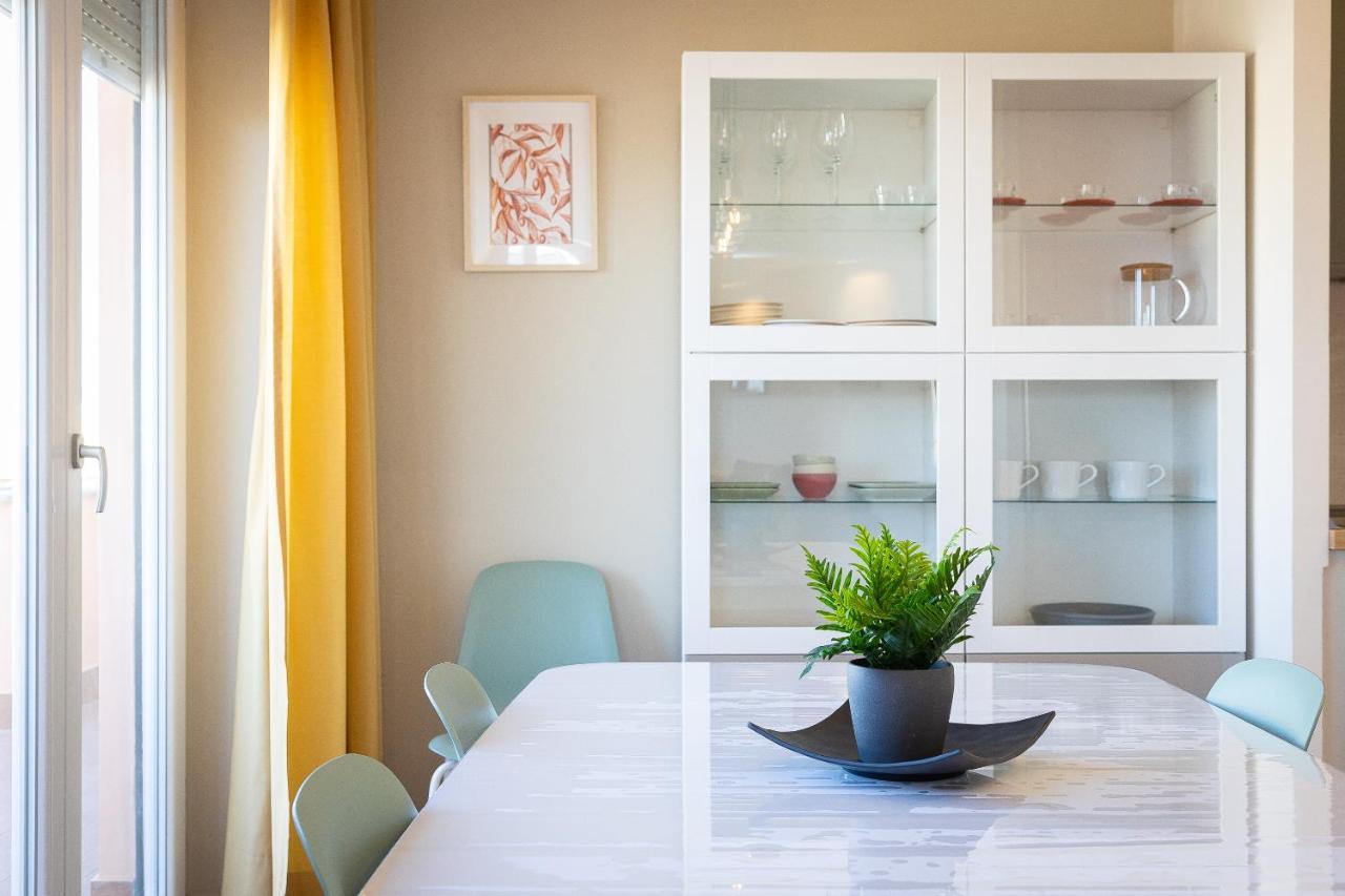 Aurelia Sunset Penthouse By In *