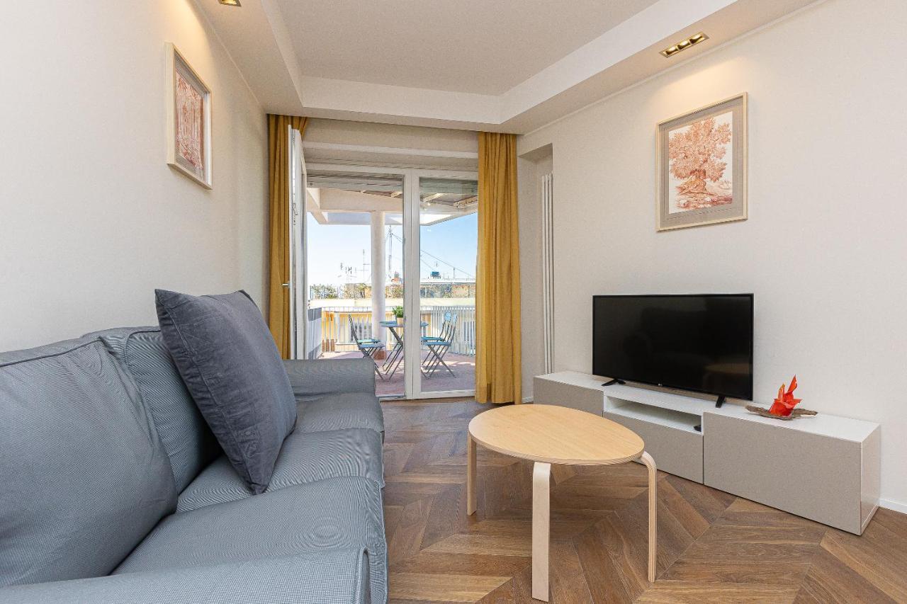 Aurelia Sunset Penthouse By In