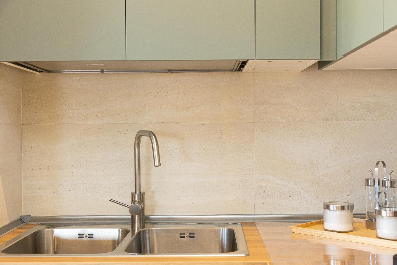 Aurelia Sunset Penthouse By In *