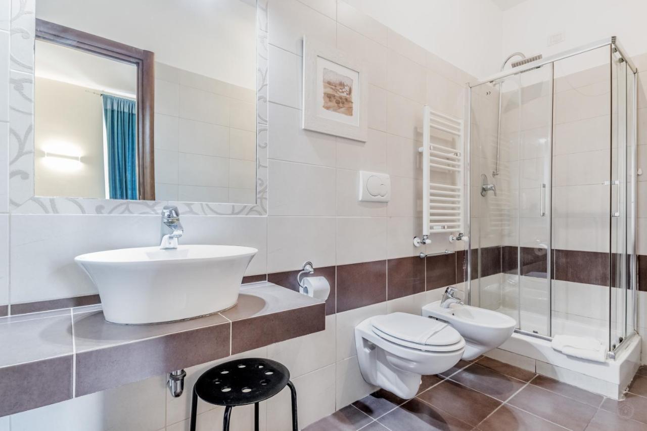 Vatican Guest house 2*