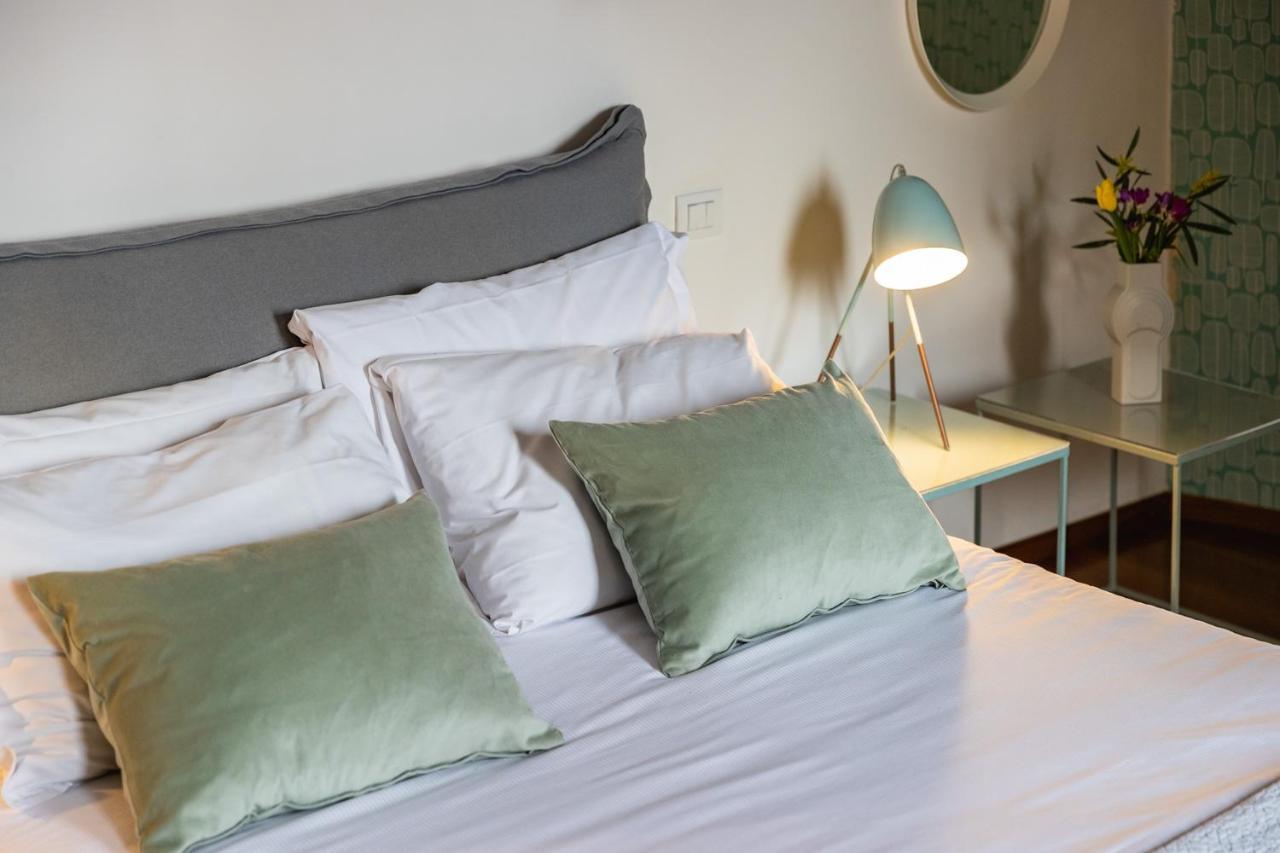 Navona 49 Luxury Suites&apartment Guest house 3*
