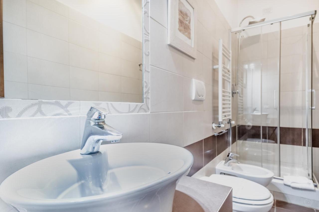 Vatican Guest house 2*