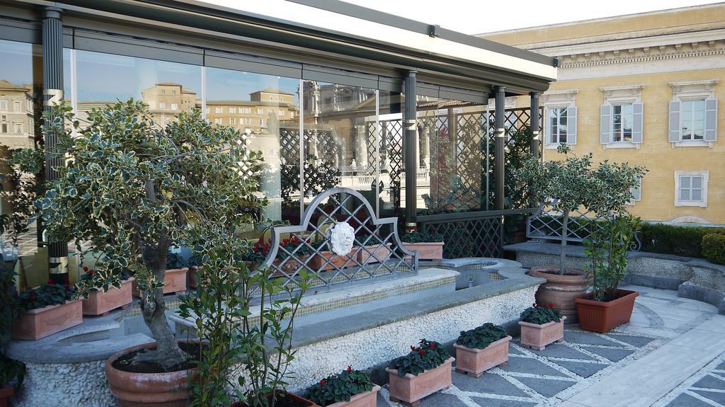 Hotel Residenza Paolo Vi 4*
