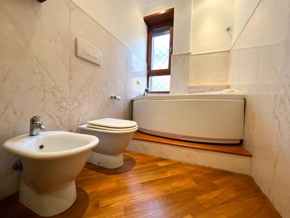 Appartement Piramide Luxury Colosseum *