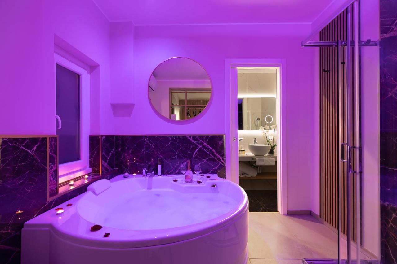 Albadea Suites&jacuzzi *