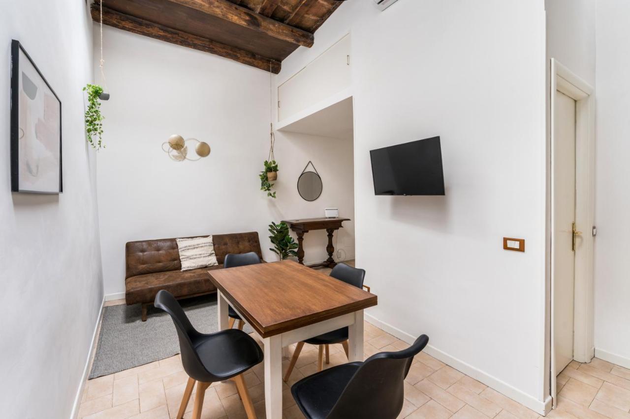 Nora's Home, Charmy In The Heart Of Trastevere Apartment