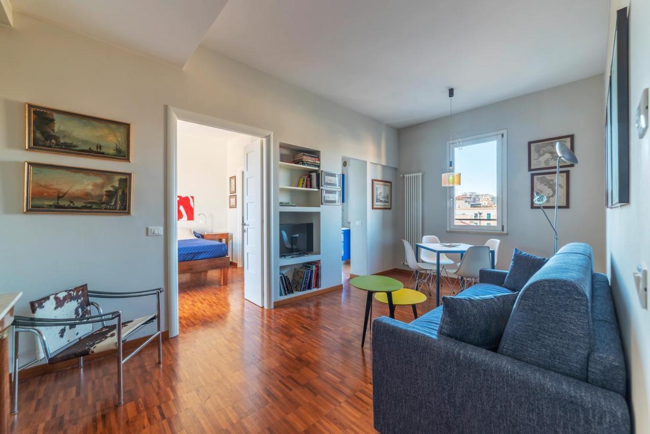 Bright With Views Of San Pietro Appartamento Roma