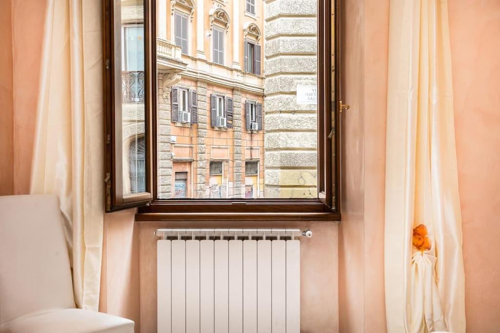 Trastevere By In * Rome
