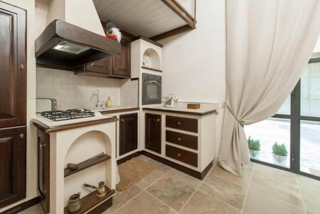 Shabby Loft In Colosseum Rome