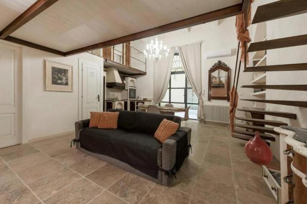 Shabby Loft In Colosseum * Rome