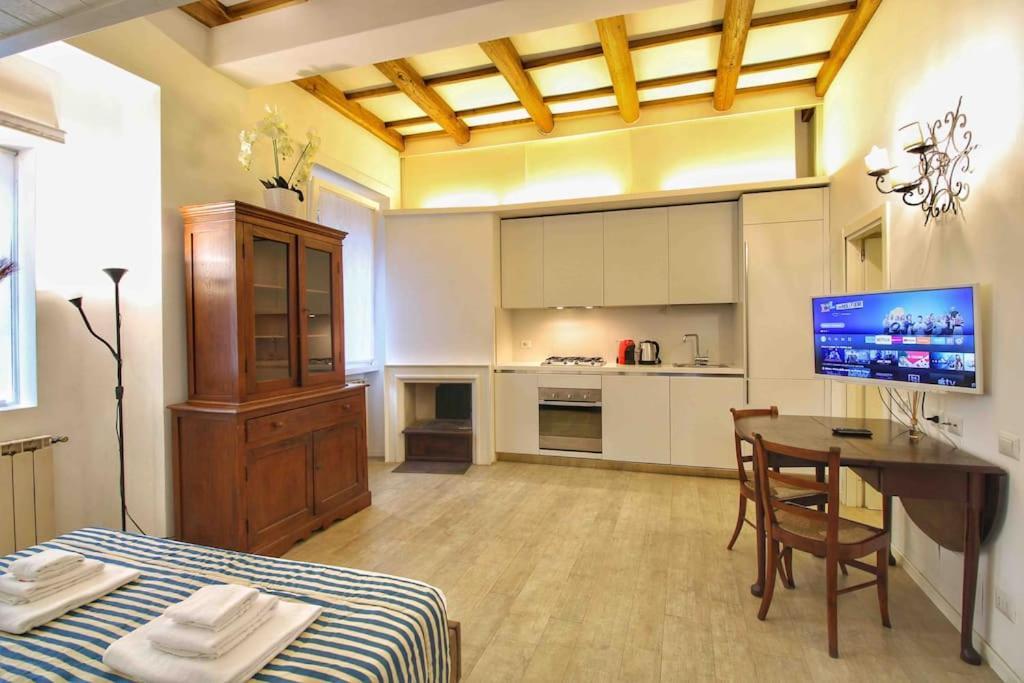 Apartment Cozy Flat In Trastevere By Yourhost Rome