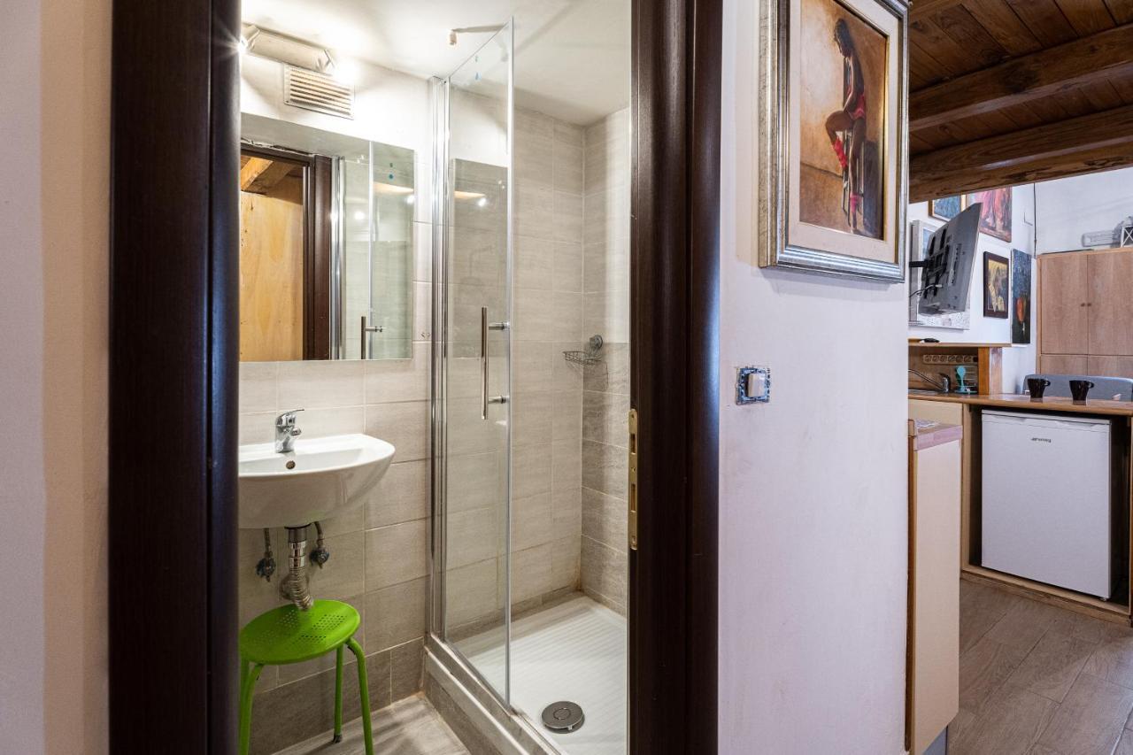 Monti Apartment *