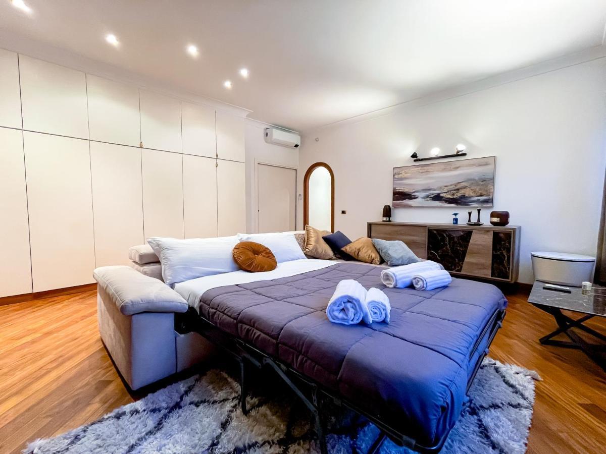 Piramide Luxury Colosseum Appartement *
