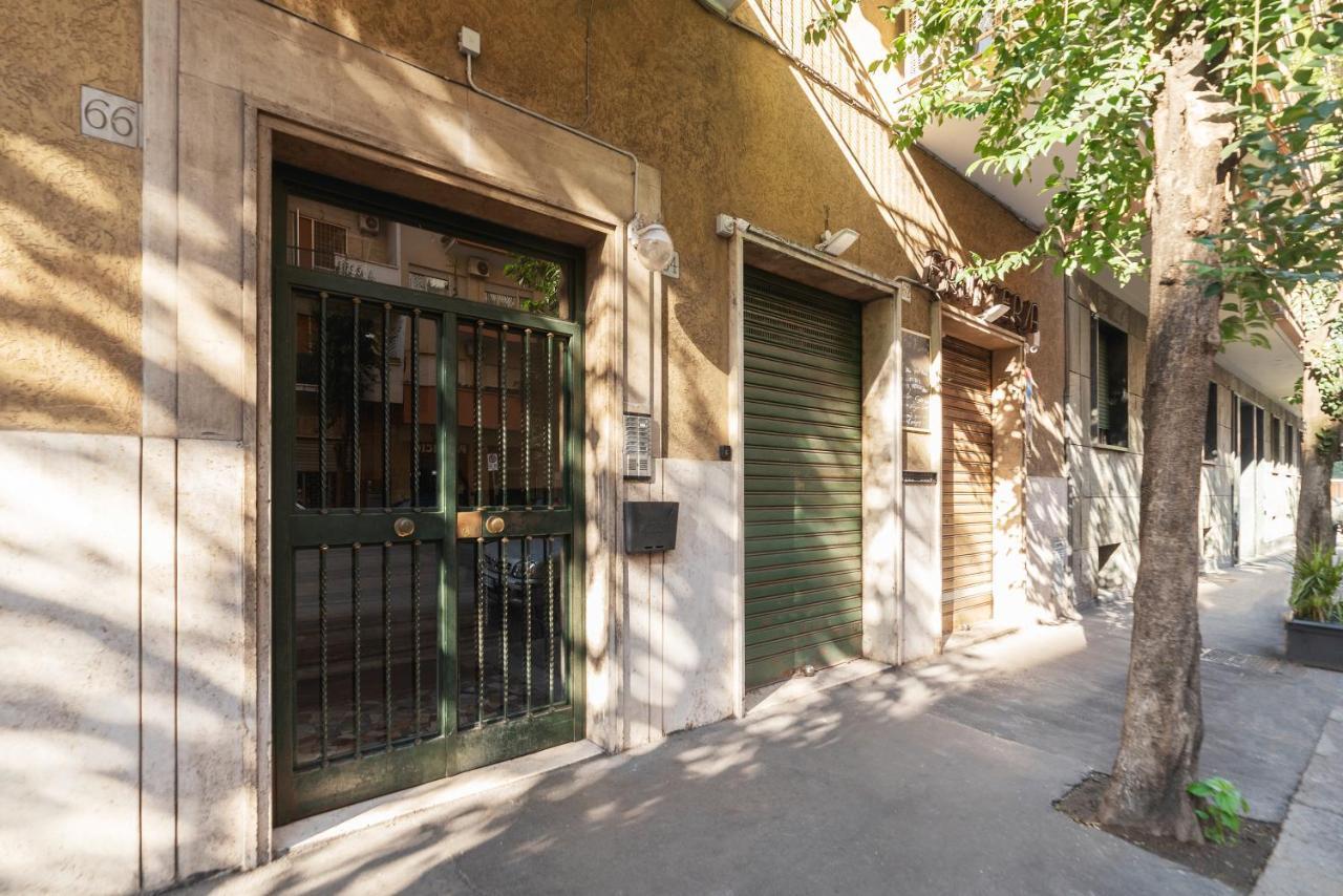 Bright With Views Of San Pietro Appartamento Roma