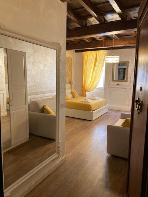 Frattina Elegance * Rome