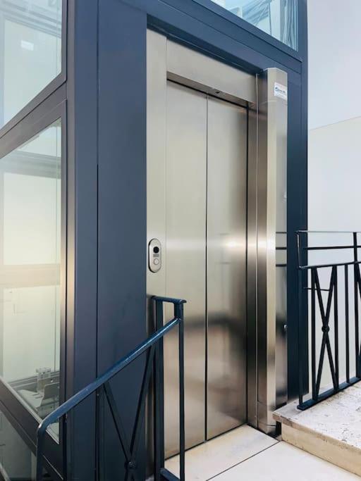 Apartment Attico Loft Con Terrazza Via Dei Coronari - Rome