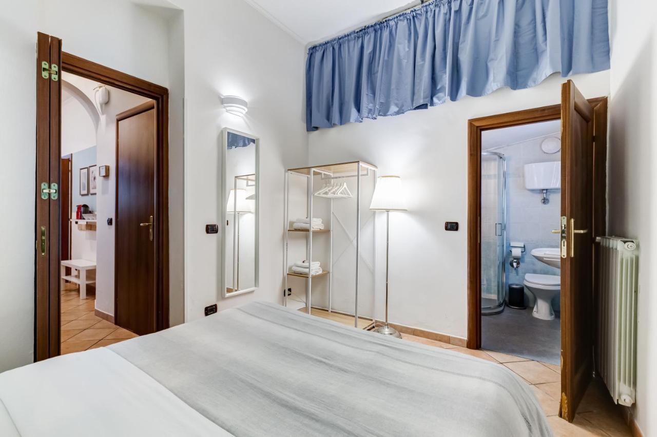 Apartment Coliseum *