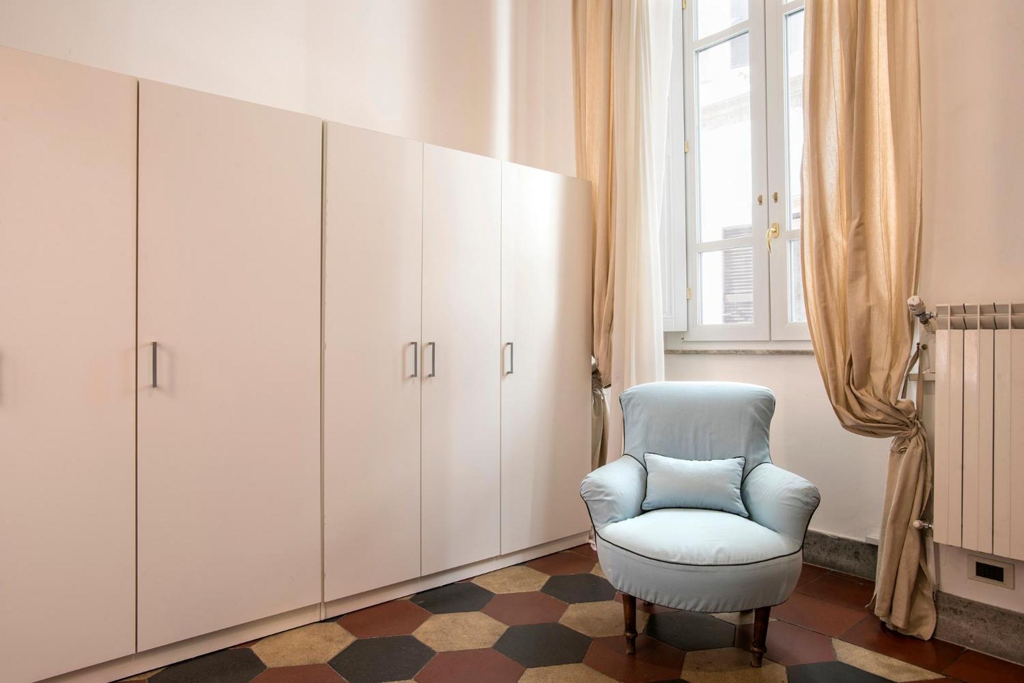 Casa Coronari Holidays Apartment Rome