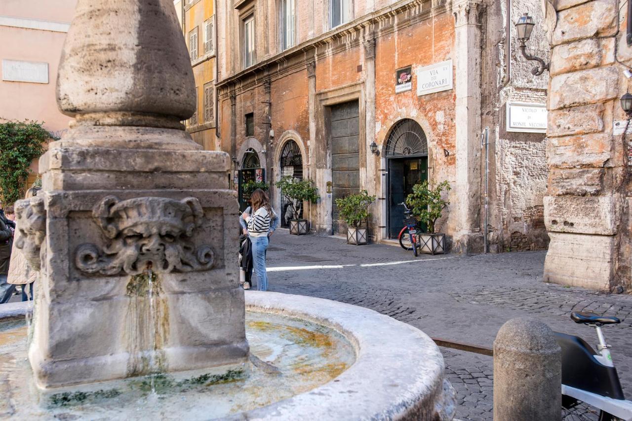 Casa Coronari Holidays Rome