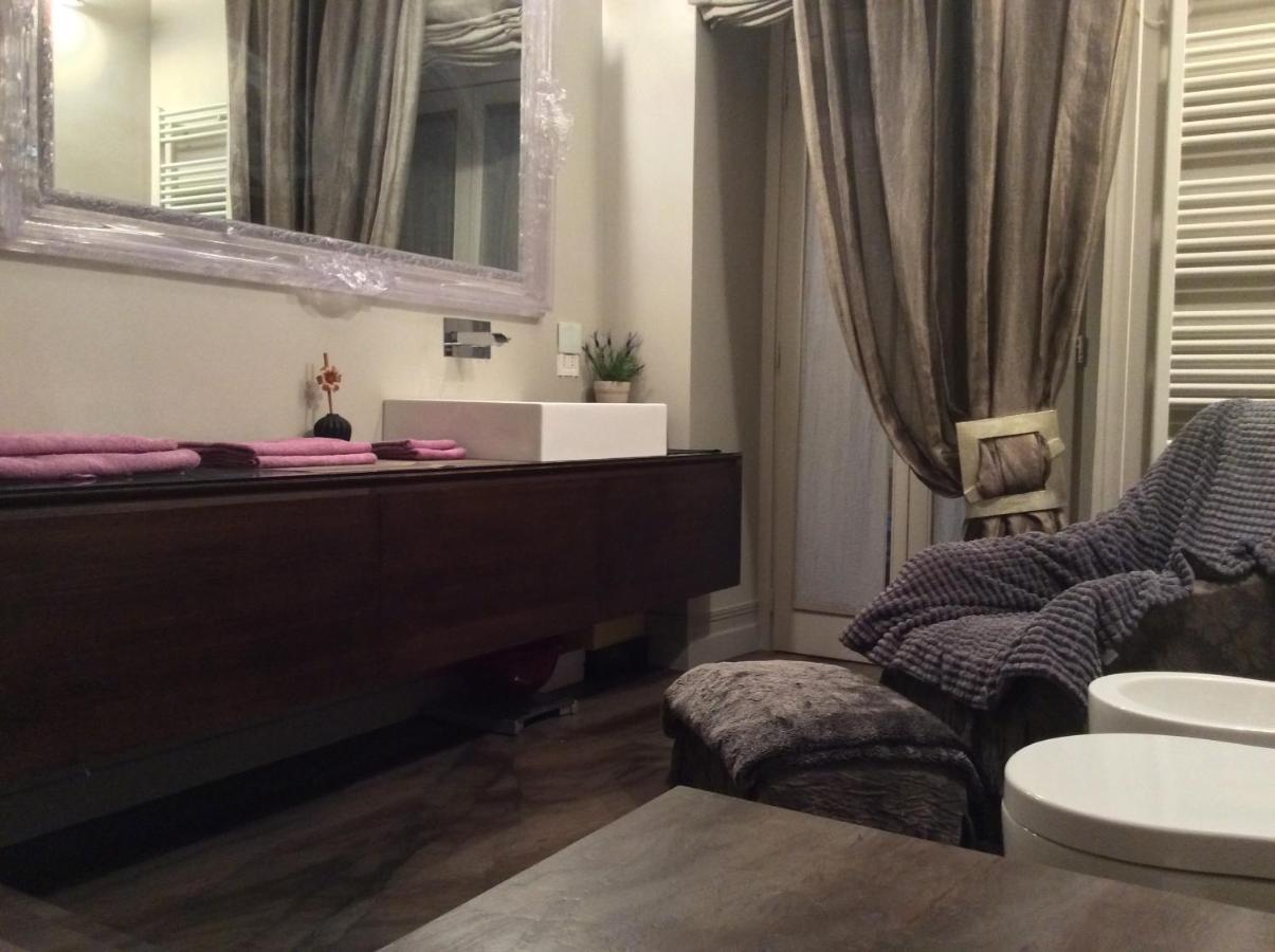 Flower Apartment Rome
