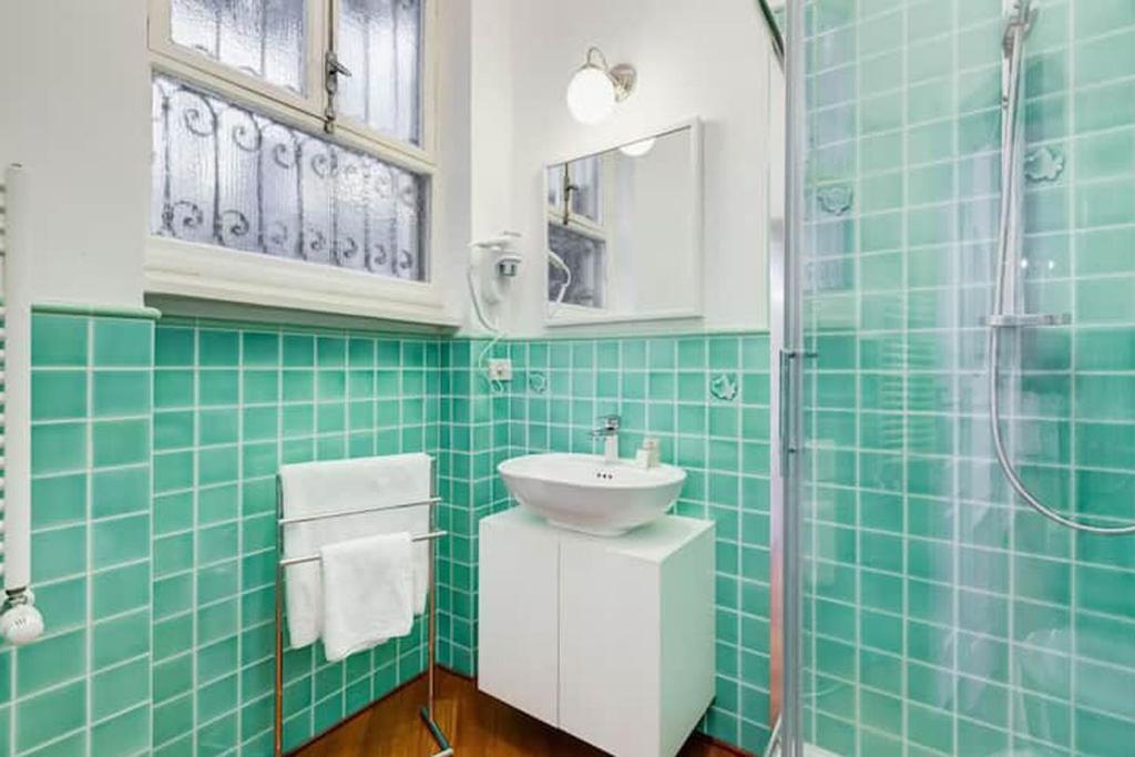 Vakantiehuis Modern, Stylish Flat Near Piazza Della Repubblica