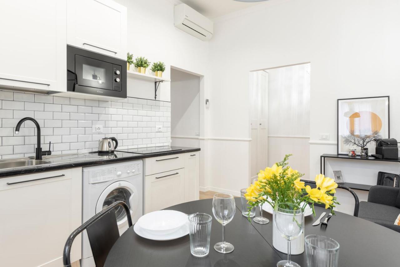 Apartment White Flat Ground Floor