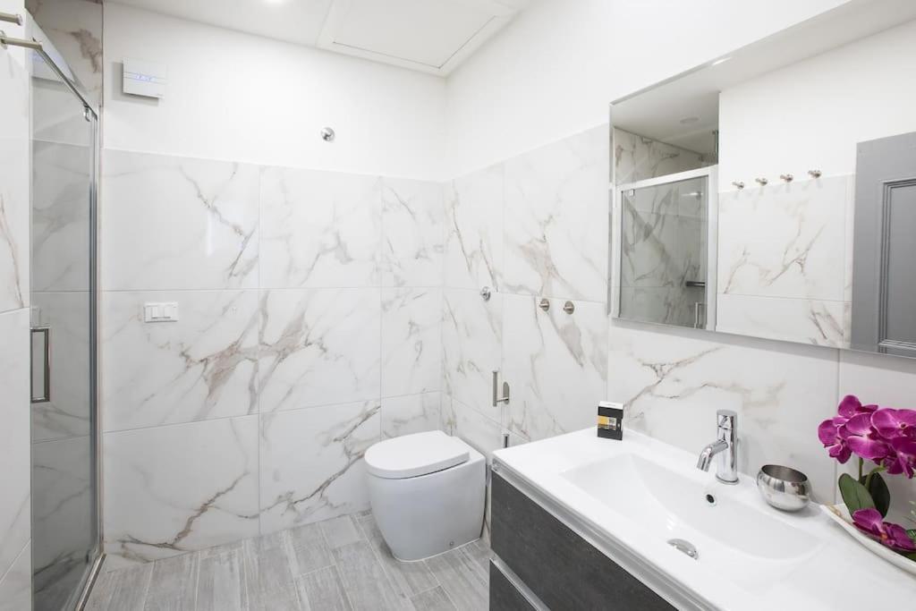 Cozy Campo De Fiori -topcollection Apartment