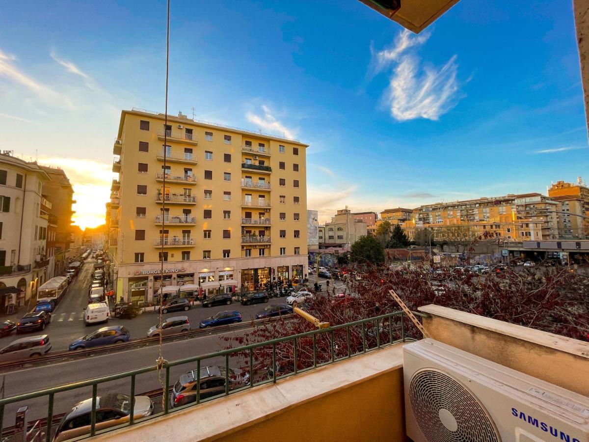 Appartement Piramide Luxury Colosseum Rome